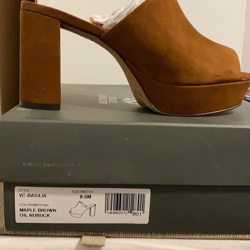 Vince Camuto Basilia sandals 8.5